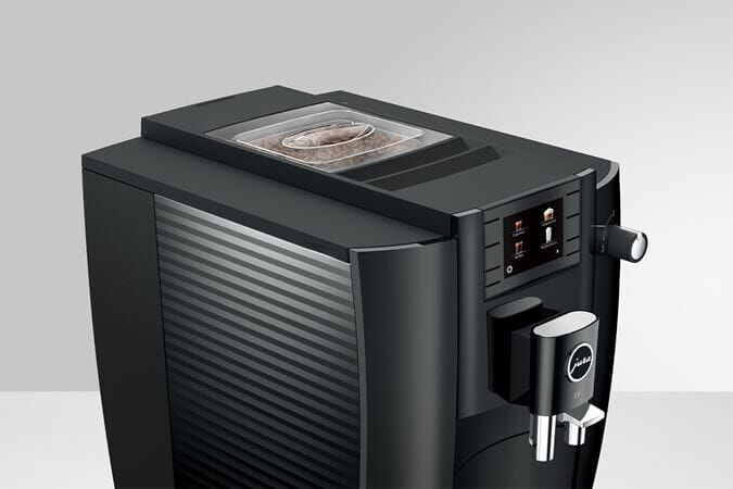 e6_ec_pianoblack_image4.jpg